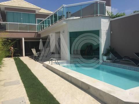 Casa de Condomínio à venda com 5 quartos, 330m² - Foto 1