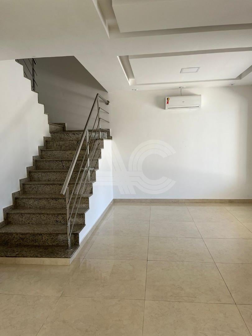 Casa de Condomínio à venda com 4 quartos, 360m² - Foto 17