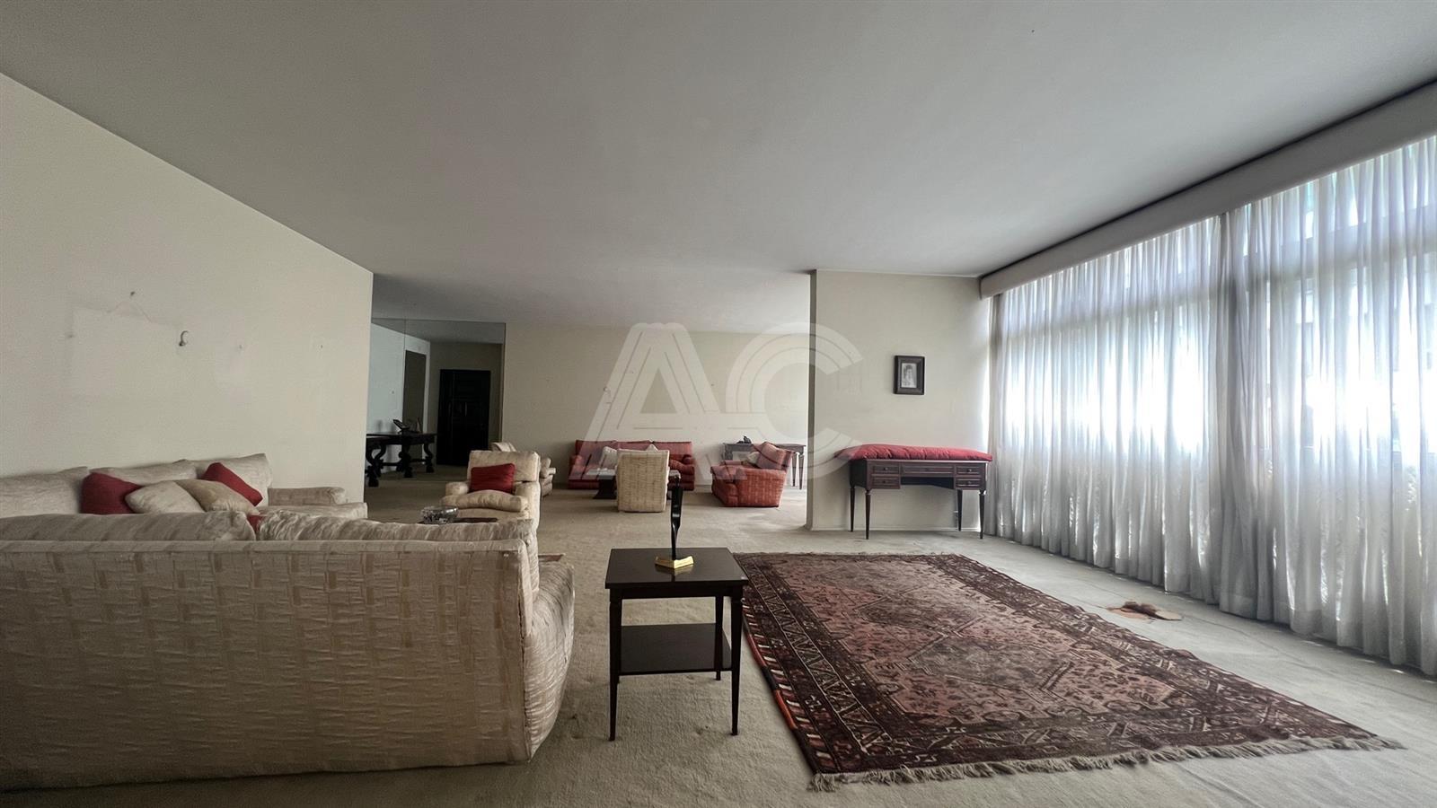 Apartamento à venda com 4 quartos, 350m² - Foto 1