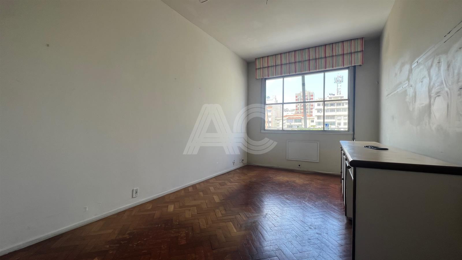 Apartamento à venda com 4 quartos, 350m² - Foto 21