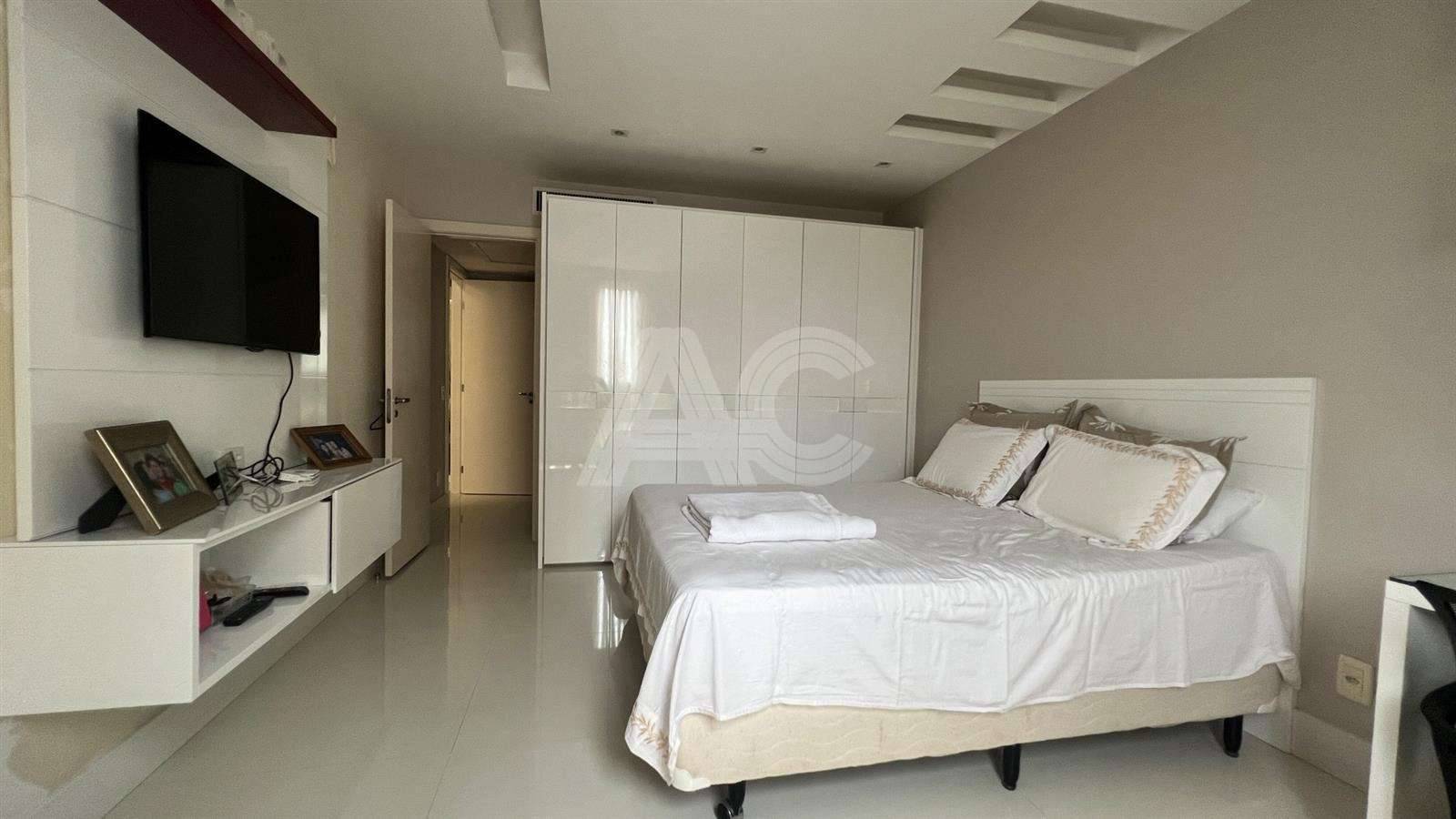 Apartamento à venda com 2 quartos, 100m² - Foto 14